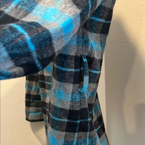 twiggy LONDON Blue and Black Pea Coat with Plaid Design - Picture 4 of 4